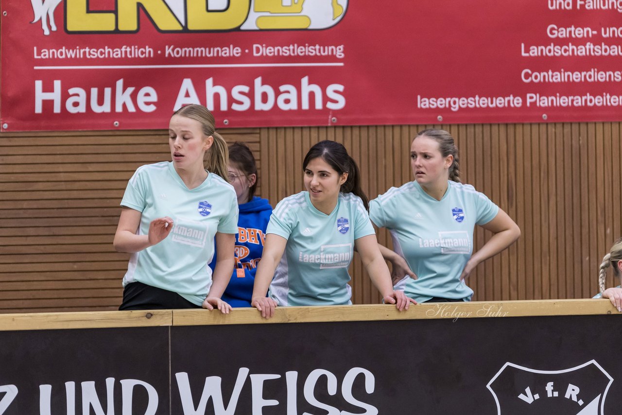 Bild 68 - VR Bank Cup Horst